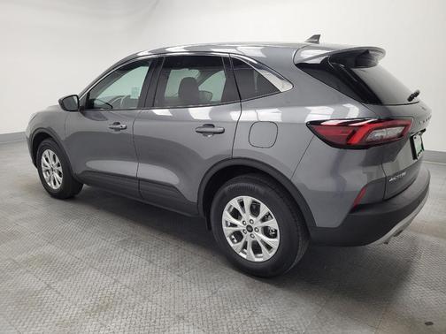 Carbonized Gray Metallic 2024 Ford Escape Active