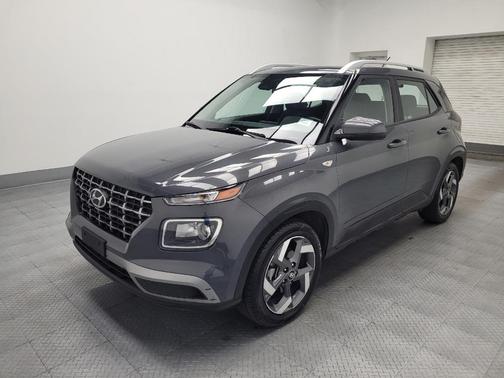 2023 Hyundai VENUE SEL