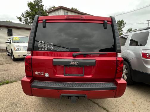2009 Jeep Commander Sport
