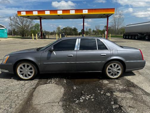 2007 Cadillac DTS V8