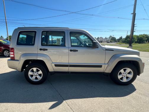 2011 Jeep Liberty Sport