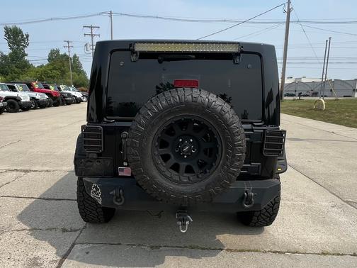 2011 Jeep Wrangler Sahara