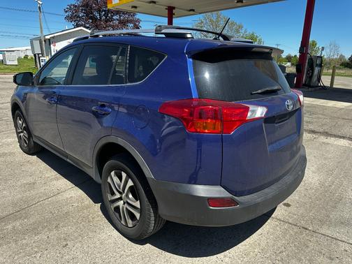 2014 Toyota RAV4 LE