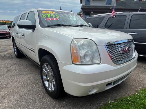 2011 GMC Yukon XL Denali