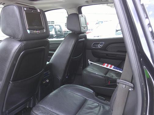 2013 Cadillac Escalade Luxury