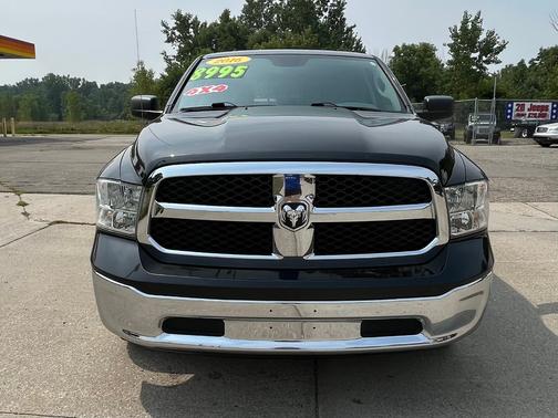 2016 RAM 1500 SLT