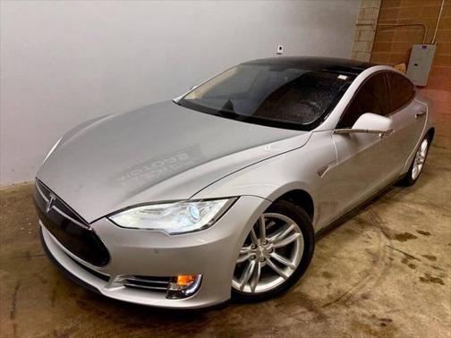 2014 Tesla Model S Performance