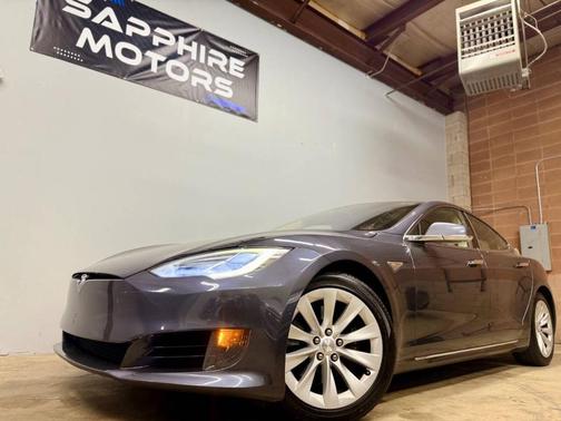 2016 Tesla Model S 70