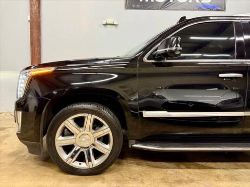 2019 Cadillac Escalade Luxury