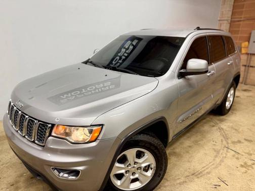 Billet Silver Clearcoat Metallic 2017 Jeep Grand Cherokee Laredo