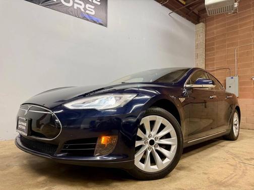 2013 Tesla Model S Base