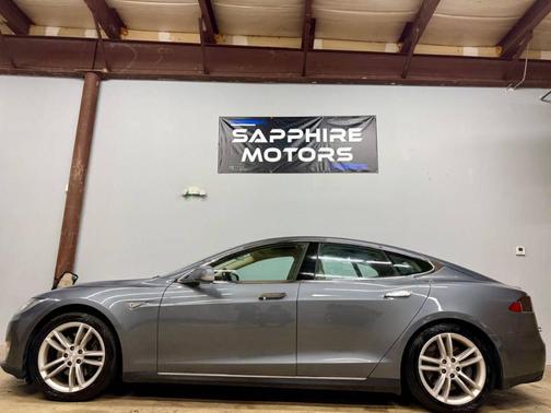 2013 Tesla Model S Performance