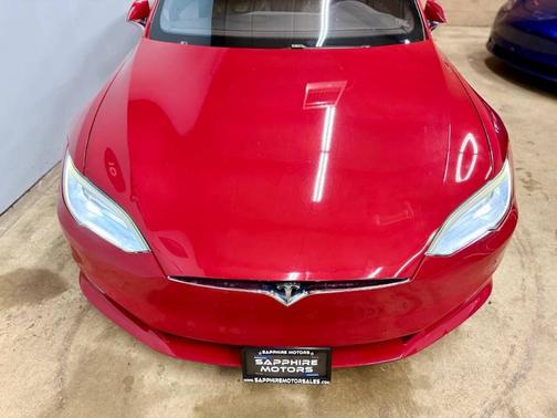 2016 Tesla Model S 90D