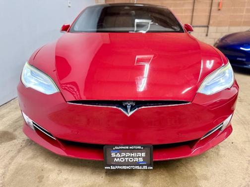 2016 Tesla Model S 90D