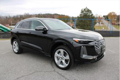 2025 Audi Q5 Premium Plus TFSI quattro S tronic