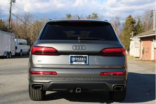 2025 Audi Q7 Premium Plus 45 TFSI quattro Tiptronic
