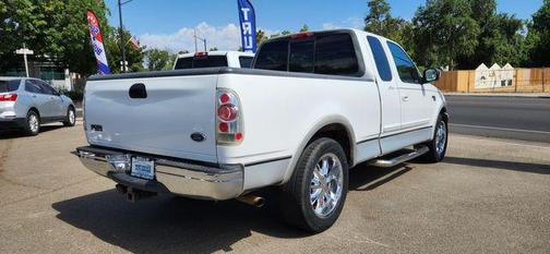 2000 Ford F-150 Lariat