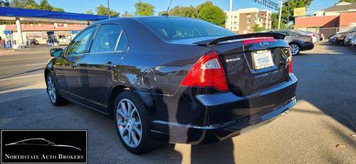 Black 2012 Ford Fusion SE