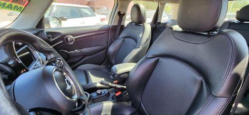 2016 MINI Hardtop Cooper