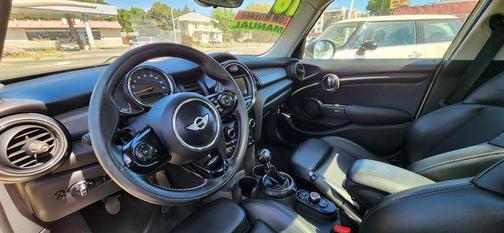 2016 MINI Hardtop Cooper