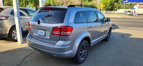 Billet Clearcoat 2018 Dodge Journey SE