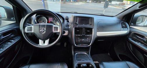 2016 Dodge Grand Caravan R/T