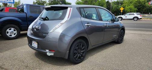 2015 Nissan Leaf S
