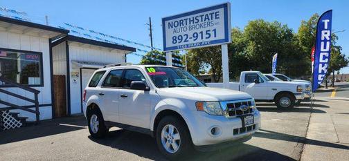 2010 Ford Escape XLS