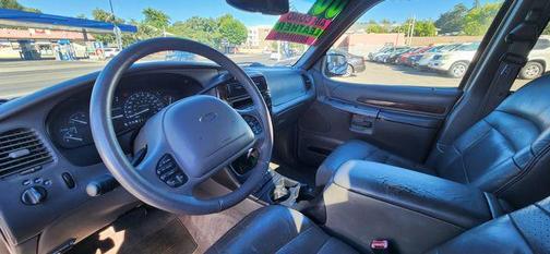 Green 2000 Ford Explorer Limited
