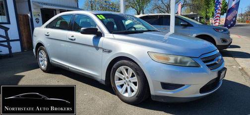 2011 Ford Taurus SE