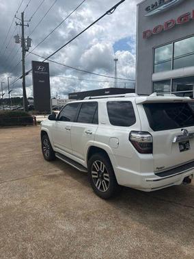 Blizzard Pearl 2017 Toyota 4Runner Limited