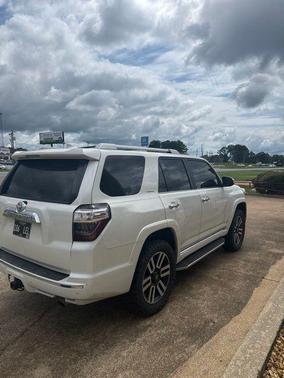 Blizzard Pearl 2017 Toyota 4Runner Limited