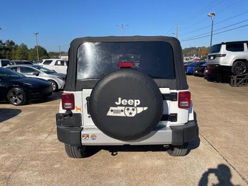 2015 Jeep Wrangler Sahara