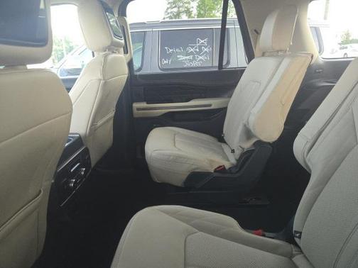 2024 Ford Expedition Max Platinum