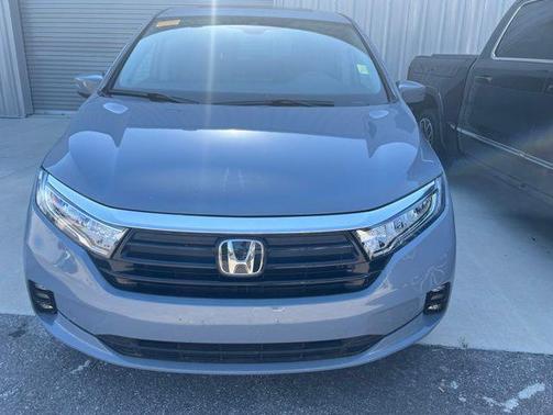 Sonic Gray Pearl 2023 Honda Odyssey Touring