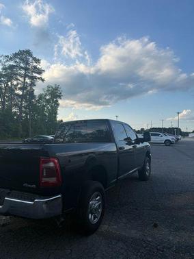 Diamond Black Crystal Pearlcoat 2024 RAM 2500 Tradesman Crew Cab 4x4 6'4' Box