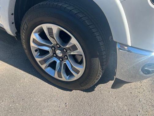Ivory White 2019 RAM 1500 Longhorn