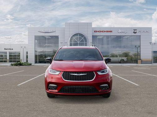 2026 Chrysler Pacifica L
