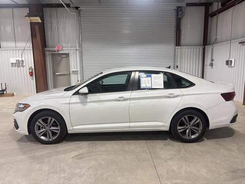 2022 Volkswagen Jetta 1.5T SE