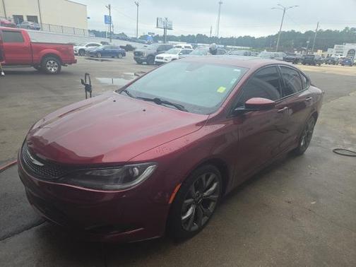 2015 Chrysler 200 S