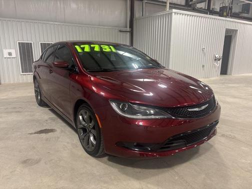 2015 Chrysler 200 S
