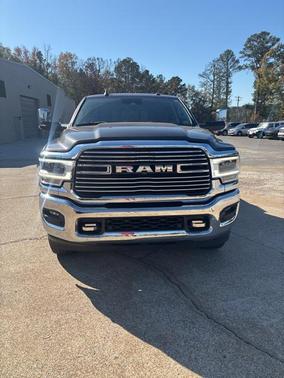2022 RAM 2500 Laramie Crew Cab 4x4 8' Box