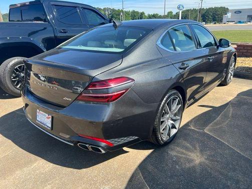 Makalu Gray 2023 Genesis G70 2.0T AWD