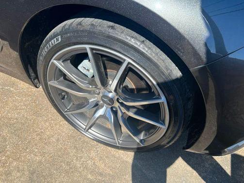 Makalu Gray 2023 Genesis G70 2.0T AWD
