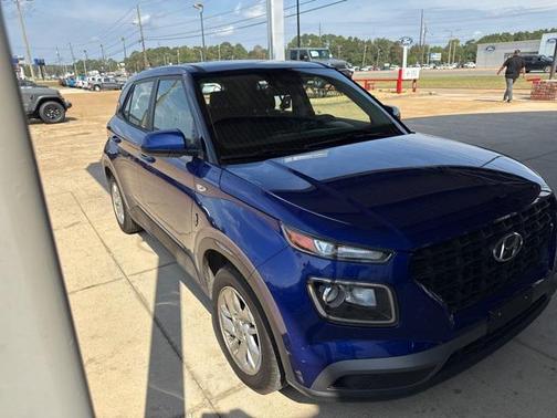 2021 Hyundai VENUE SE