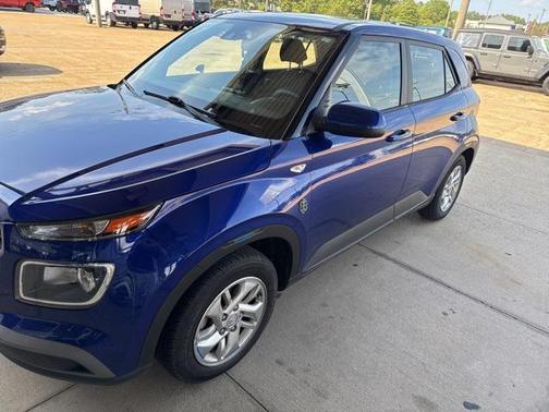 2021 Hyundai VENUE SE