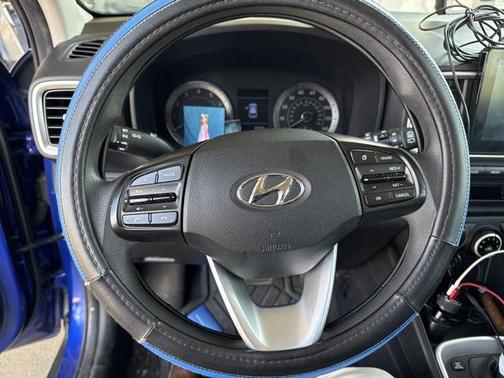 2021 Hyundai VENUE SE