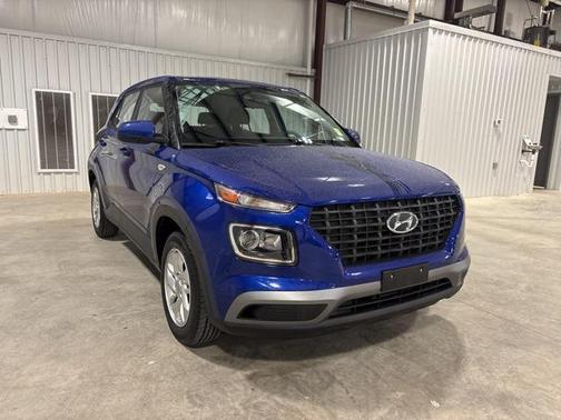 2021 Hyundai VENUE SE