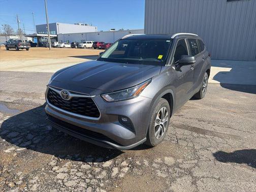 2023 Toyota Highlander Platinum