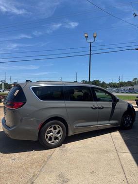 Gray Clearcoat 2023 Chrysler Pacifica Limited